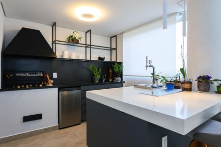 Apartamento para alugar com 261m², 4 quartos e 4 vagas Apartamento para alugar com 261m², 4 quartos e 4 vagasVaranda da Sala