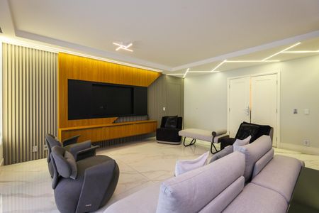 Apartamento para alugar com 261m², 4 quartos e 4 vagas Apartamento para alugar com 261m², 4 quartos e 4 vagasSala