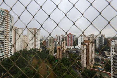 Apartamento para alugar com 261m², 4 quartos e 4 vagas Apartamento para alugar com 261m², 4 quartos e 4 vagasVista da Suíte 2