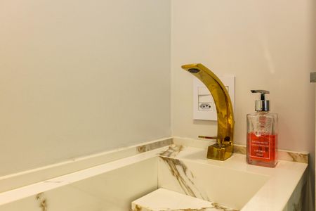 Apartamento para alugar com 261m², 4 quartos e 4 vagas Apartamento para alugar com 261m², 4 quartos e 4 vagasLavabo