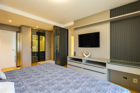 Apartamento para alugar com 261m², 4 quartos e 4 vagas Apartamento para alugar com 261m², 4 quartos e 4 vagasSuíte 1