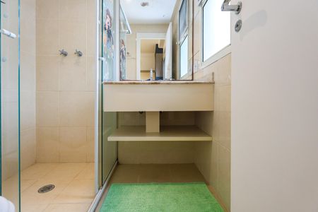 Apartamento para alugar com 261m², 4 quartos e 4 vagas Apartamento para alugar com 261m², 4 quartos e 4 vagasBanheiro da Suíte 4