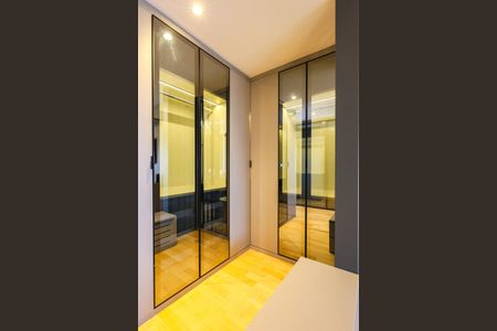 Apartamento para alugar com 261m², 4 quartos e 4 vagas Apartamento para alugar com 261m², 4 quartos e 4 vagasSuíte 1