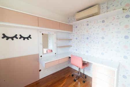 Apartamento à venda com 98m², 3 quartos e 2 vagasQuarto 2
