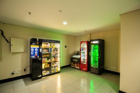 Apartamento à venda com 78m², 1 quarto e 2 vagas Apartamento à venda com 78m², 1 quarto e 2 vagasÁrea Comum - Mercadinho