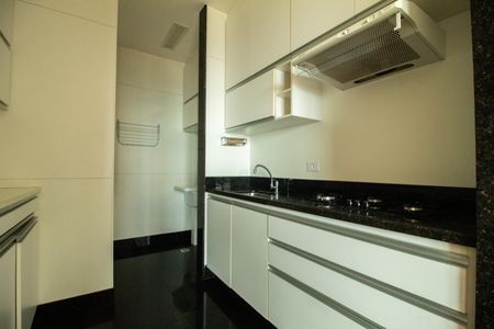 Apartamento à venda com 78m², 1 quarto e 2 vagas Apartamento à venda com 78m², 1 quarto e 2 vagasCozinha