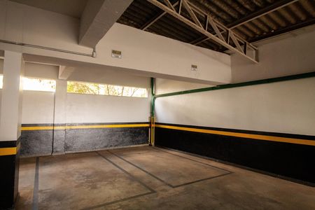 Apartamento à venda com 78m², 1 quarto e 2 vagas Apartamento à venda com 78m², 1 quarto e 2 vagasVagas de Garagem - Livre e Cobertas