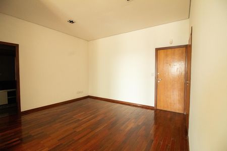 Apartamento à venda com 78m², 1 quarto e 2 vagas Apartamento à venda com 78m², 1 quarto e 2 vagasSala