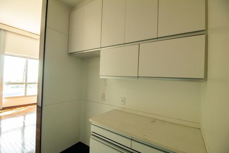 Apartamento à venda com 78m², 1 quarto e 2 vagas Apartamento à venda com 78m², 1 quarto e 2 vagasCozinha