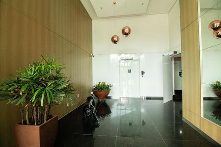 Apartamento à venda com 78m², 1 quarto e 2 vagas Apartamento à venda com 78m², 1 quarto e 2 vagasÁrea Comum - Hall do Prédio