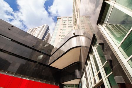 Apartamento à venda com 78m², 1 quarto e 2 vagas Apartamento à venda com 78m², 1 quarto e 2 vagasFachada do Prédio