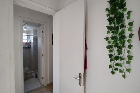 Apartamento à venda com 46m², 2 quartos e 1 vaga Apartamento à venda com 46m², 2 quartos e 1 vagaQuarto 1 - Armários