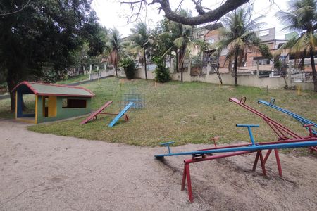 Apartamento à venda com 46m², 2 quartos e 1 vaga Apartamento à venda com 46m², 2 quartos e 1 vagaÁrea comum - Playground