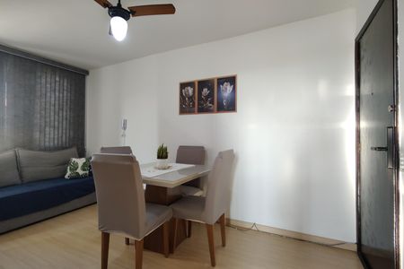 Sala de apartamento à venda com 2 quartos, 46m² em Taquara, Rio de Janeiro