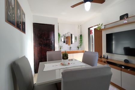 Apartamento à venda com 46m², 2 quartos e 1 vaga Apartamento à venda com 46m², 2 quartos e 1 vagaSala