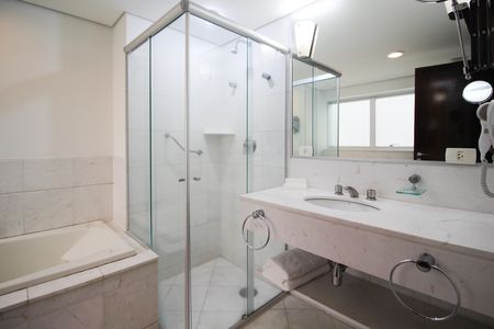 Apartamento para alugar com 60m², 1 quarto e 1 vaga Apartamento para alugar com 60m², 1 quarto e 1 vagaBanheiro