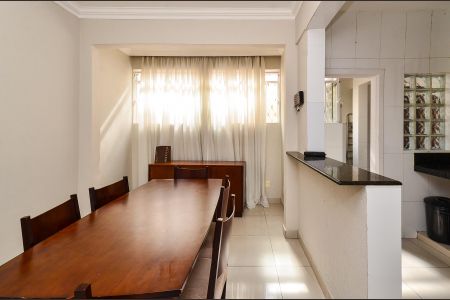 Apartamento à venda com 120m², 3 quartos e sem vaga Apartamento à venda com 120m², 3 quartos e sem vagaSala de Jantar