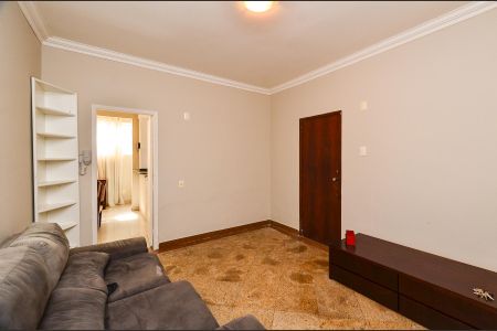 Apartamento à venda com 120m², 3 quartos e sem vaga Apartamento à venda com 120m², 3 quartos e sem vagaSala de Estar