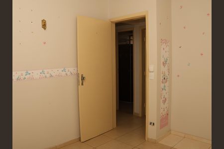 Apartamento para alugar com 89m², 3 quartos e 2 vagasQuarto 2