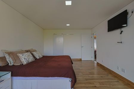Casa de condomínio para alugar com 305m², 3 quartos e 4 vagas