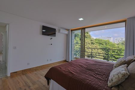 Casa de condomínio para alugar com 305m², 3 quartos e 4 vagas