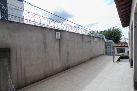 Casa para alugar com 390m², 3 quartos e 2 vagas Casa para alugar com 390m², 3 quartos e 2 vagasEntrada