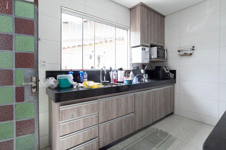 Casa para alugar com 390m², 3 quartos e 2 vagas Casa para alugar com 390m², 3 quartos e 2 vagasCozinha
