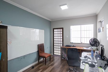 Casa para alugar com 390m², 3 quartos e 2 vagas Casa para alugar com 390m², 3 quartos e 2 vagasQuarto 2