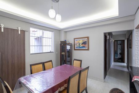 Casa para alugar com 390m², 3 quartos e 2 vagas Casa para alugar com 390m², 3 quartos e 2 vagasCopa
