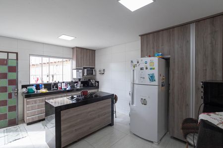 Casa para alugar com 390m², 3 quartos e 2 vagas Casa para alugar com 390m², 3 quartos e 2 vagasCozinha