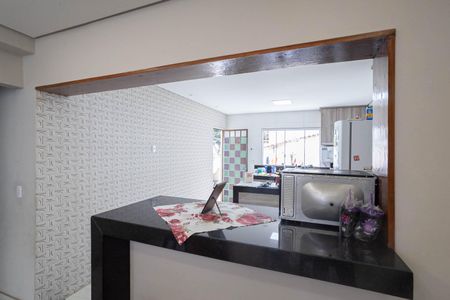 Casa para alugar com 390m², 3 quartos e 2 vagas Casa para alugar com 390m², 3 quartos e 2 vagasCozinha