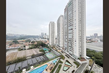 Apartamento para alugar com 68m², 2 quartos e 1 vagaVista 