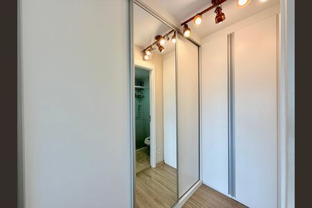 Apartamento para alugar com 68m², 2 quartos e 1 vagaSuíte
