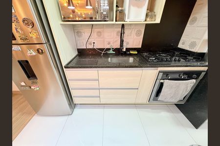Apartamento para alugar com 68m², 2 quartos e 1 vagaCozinha 