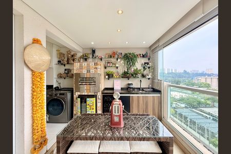 Apartamento para alugar com 68m², 2 quartos e 1 vagaVaranda