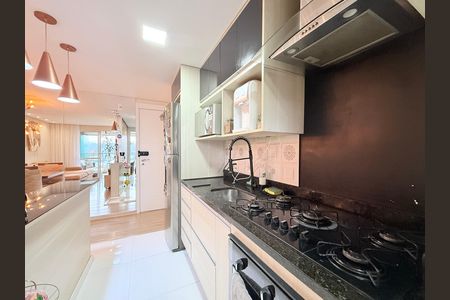 Apartamento para alugar com 68m², 2 quartos e 1 vagaCozinha 