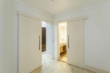 Suíte 1 de apartamento para alugar com 2 quartos, 100m² em Vila Olímpia, São Paulo