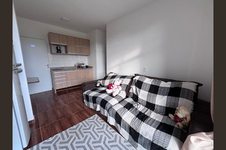 Sala de apartamento para alugar com 1 quarto, 39m² em Recreio dos Bandeirantes, Rio de Janeiro