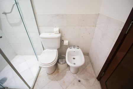 Apartamento para alugar com 57m², 1 quarto e 1 vaga Apartamento para alugar com 57m², 1 quarto e 1 vagaBanheiro