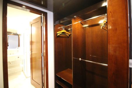 Apartamento para alugar com 57m², 1 quarto e 1 vaga Apartamento para alugar com 57m², 1 quarto e 1 vagaCloset do Quarto