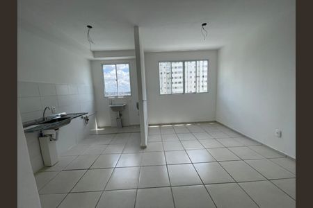 Cozinha de apartamento para alugar com 2 quartos, 55m² em Buritis, Belo Horizonte
