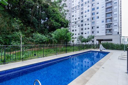 Apartamento à venda com 39m², 2 quartos e sem vagaÁrea comum - Piscina