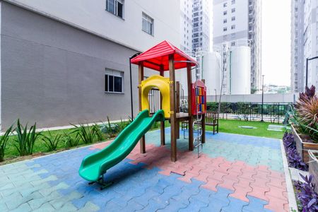 Apartamento à venda com 39m², 2 quartos e sem vagaÁrea comum - Playground