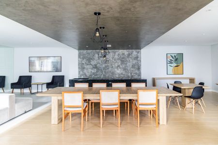 Apartamento à venda com 39m², 2 quartos e sem vagaÁrea comum - Salão de festas