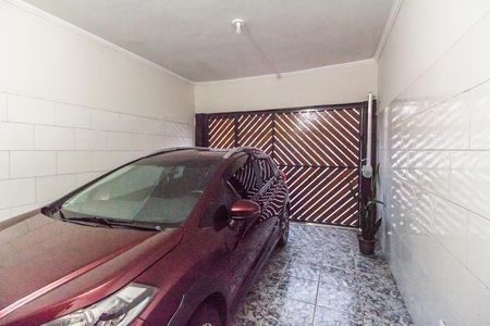 Casa à venda com 143m², 2 quartos e 2 vagas Casa à venda com 143m², 2 quartos e 2 vagasGaragem