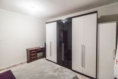 Casa à venda com 143m², 2 quartos e 2 vagas Casa à venda com 143m², 2 quartos e 2 vagasQuarto 2