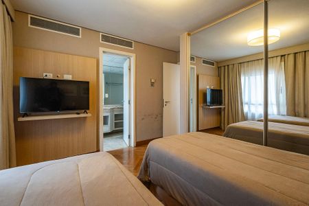 Apartamento para alugar com 186m², 3 quartos e 3 vagasSuíte 3