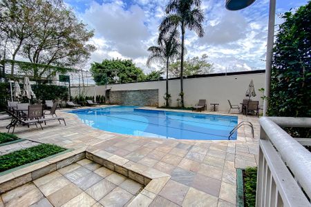Apartamento para alugar com 72m², 2 quartos e 1 vaga Apartamento para alugar com 72m², 2 quartos e 1 vagaÁrea comum - Piscina