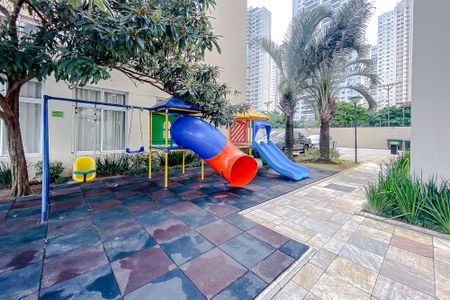 Apartamento para alugar com 72m², 2 quartos e 1 vaga Apartamento para alugar com 72m², 2 quartos e 1 vagaÁrea comum - Playground