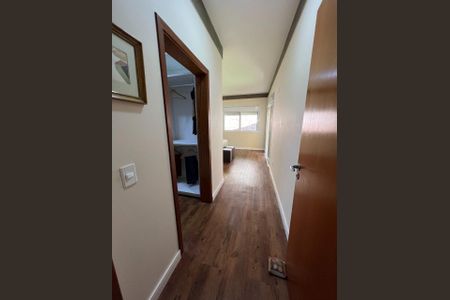 Casa de condomínio para alugar com 400m², 4 quartos e 6 vagas Casa de condomínio para alugar com 400m², 4 quartos e 6 vagasFoto 17